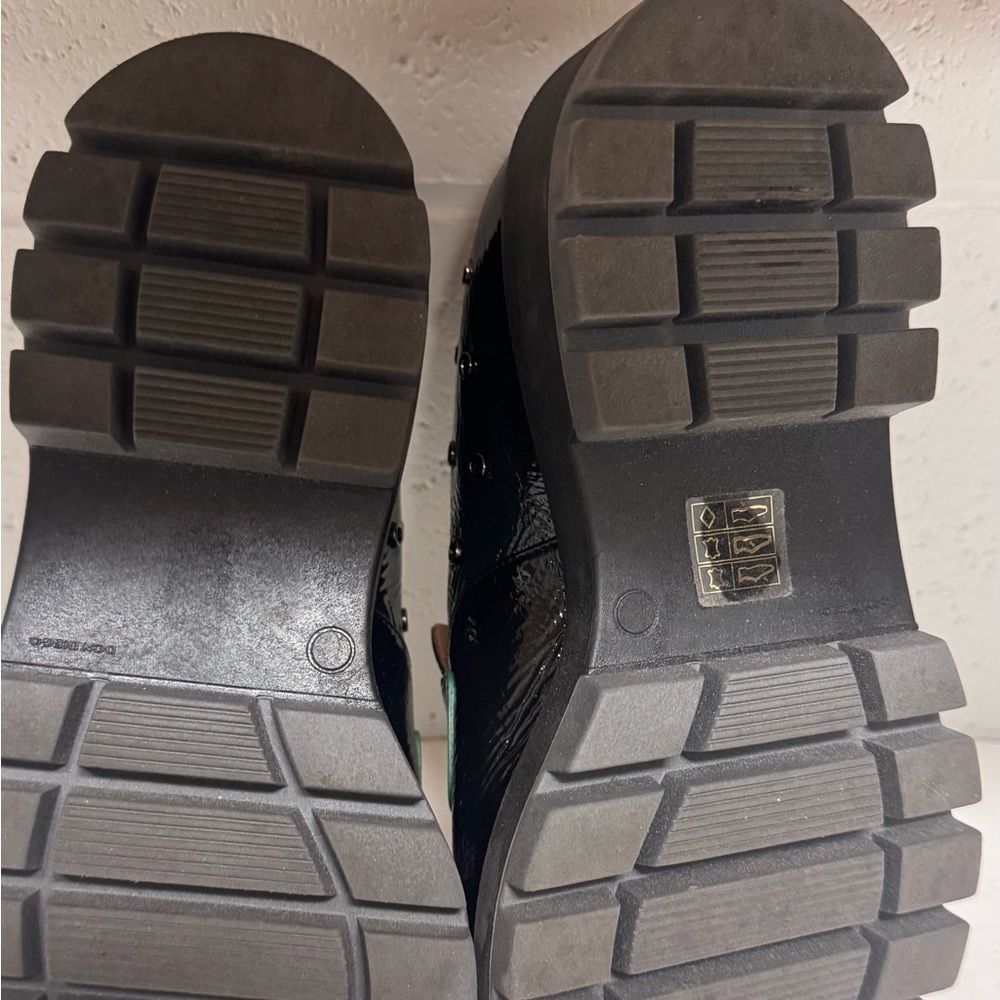 Chie Mihara Wylow Leather Chunky Sole Loafers, Black/Green - Picture 4 of 8